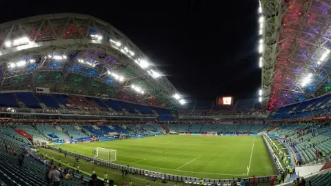 热刺1-0曼联，麦迪逊一箭定江山，加纳乔错失良机