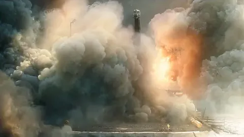 大乐透期号专家推荐：萨索洛防线分析及锋无力保级队动态